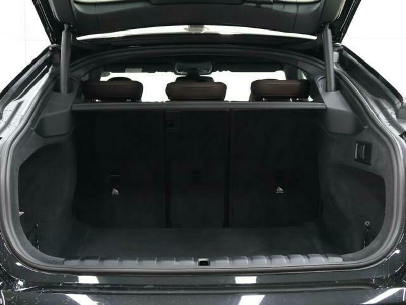 4 SERIES