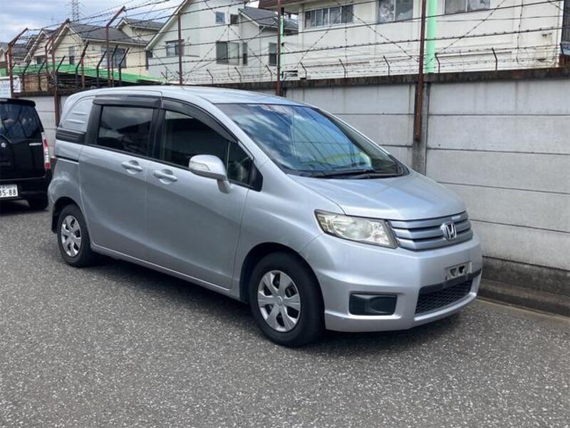 HONDA FREED SPIKE