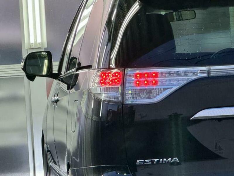 ESTIMA HYBRID