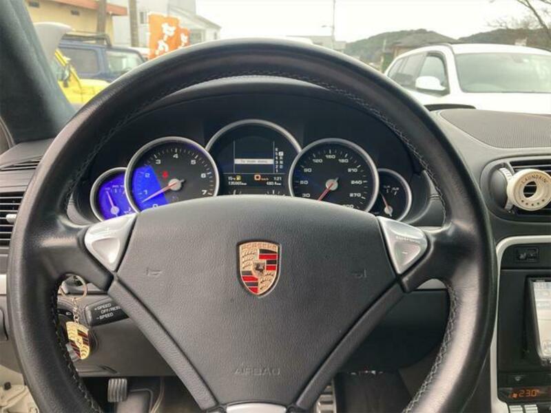 CAYENNE