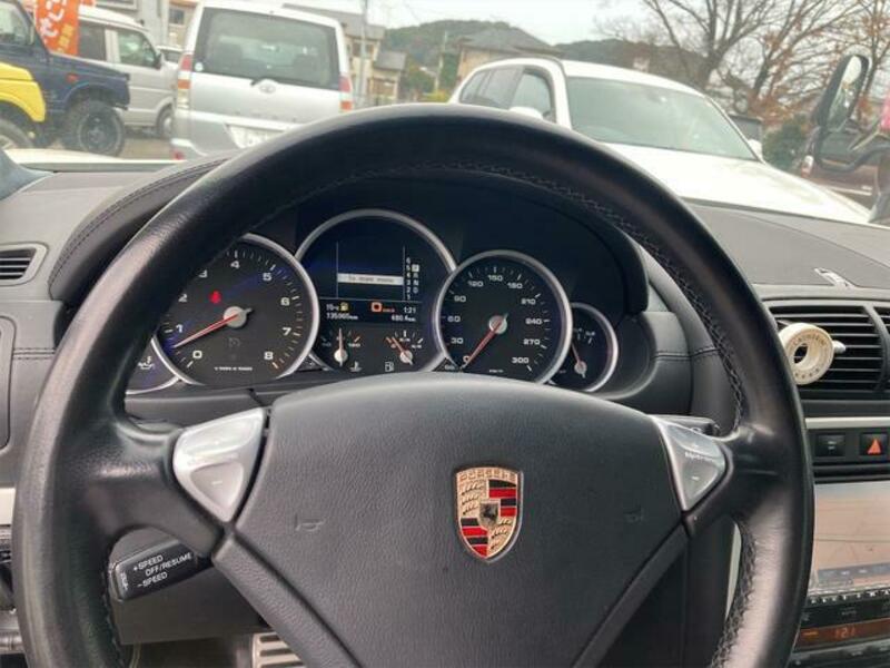 CAYENNE