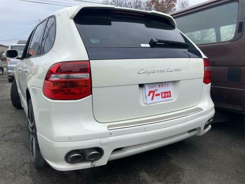 CAYENNE