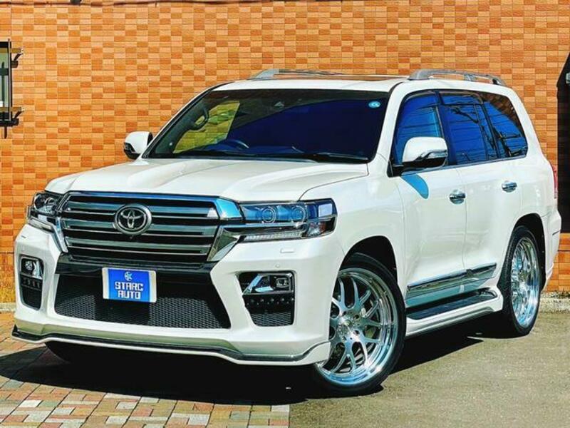 LAND CRUISER