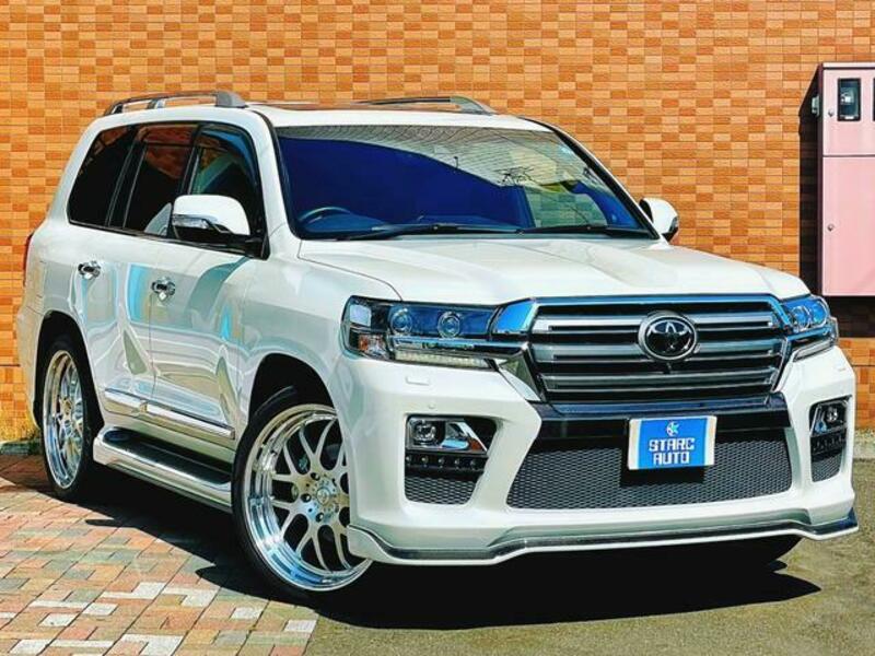 LAND CRUISER