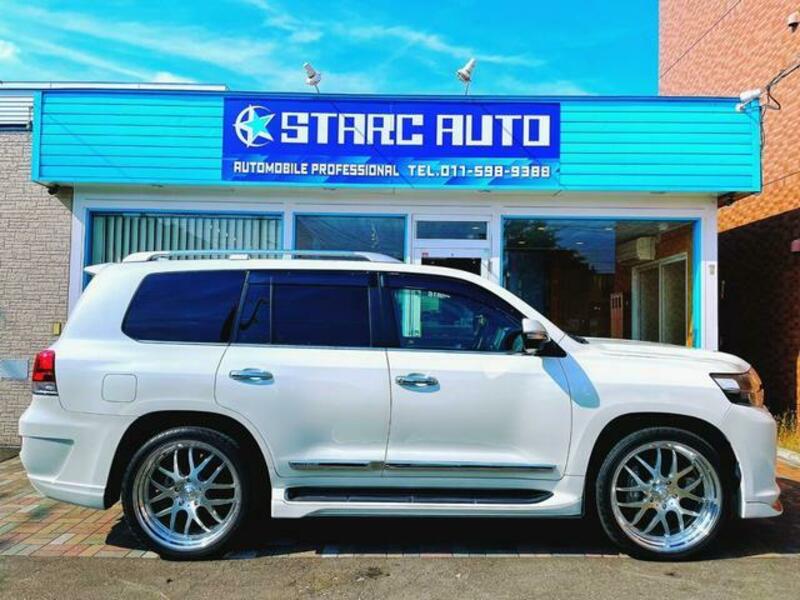 LAND CRUISER