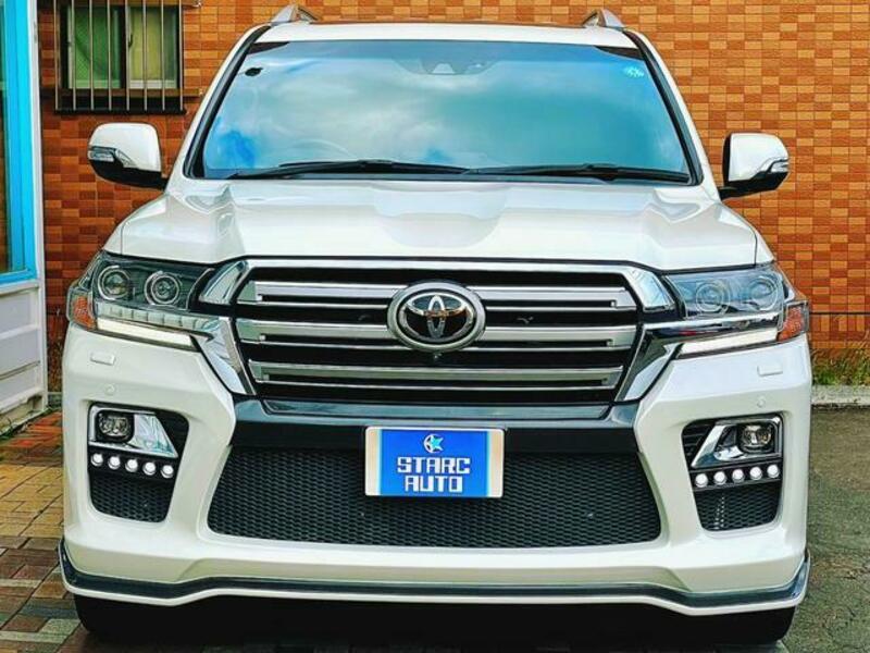 LAND CRUISER