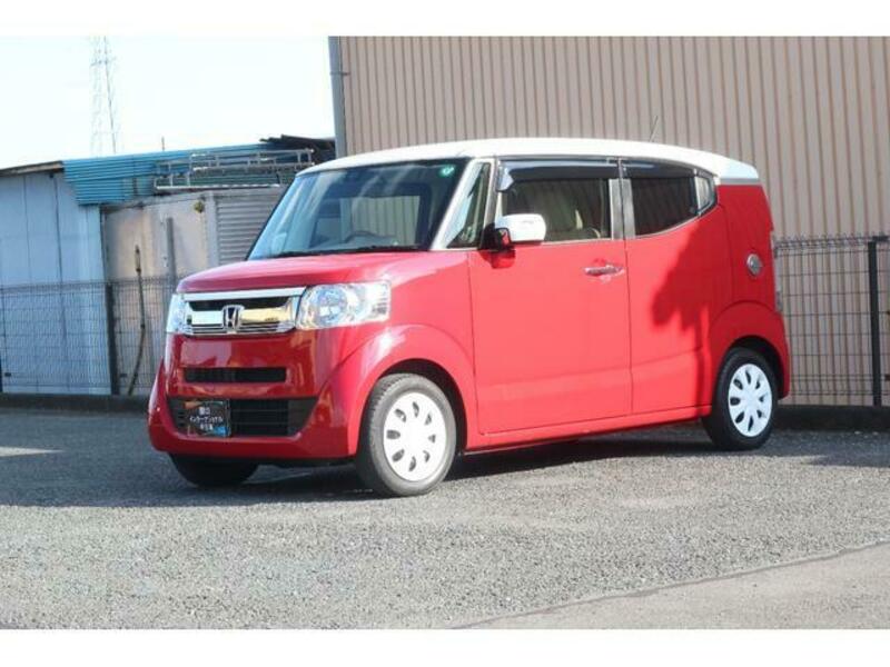 HONDA N BOX SLASH