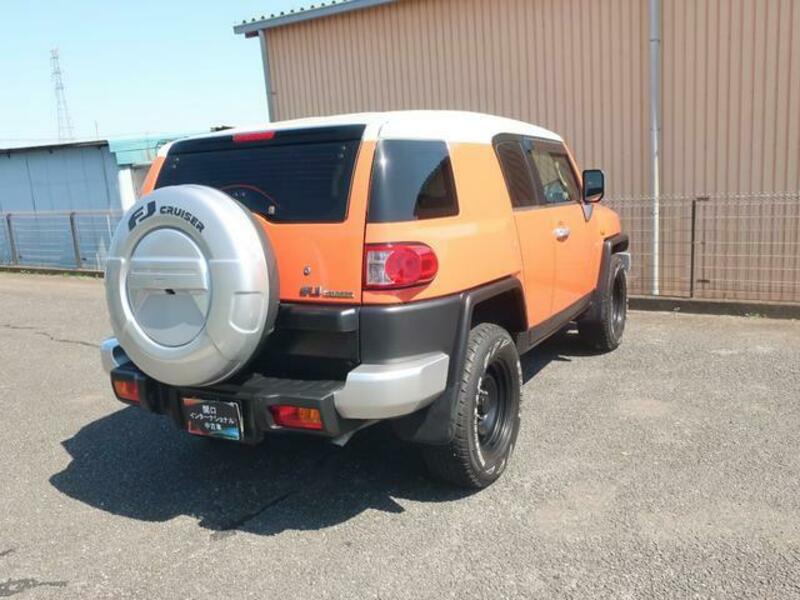 FJ CRUISER