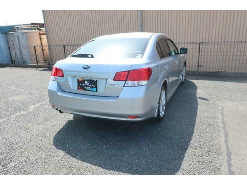 LEGACY B4