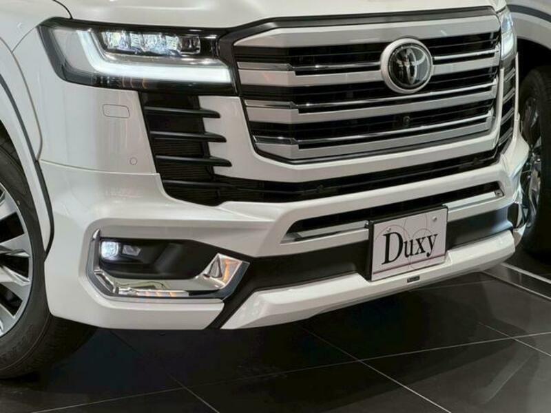 LAND CRUISER
