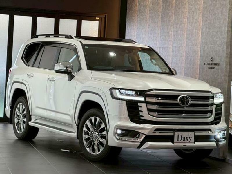 LAND CRUISER