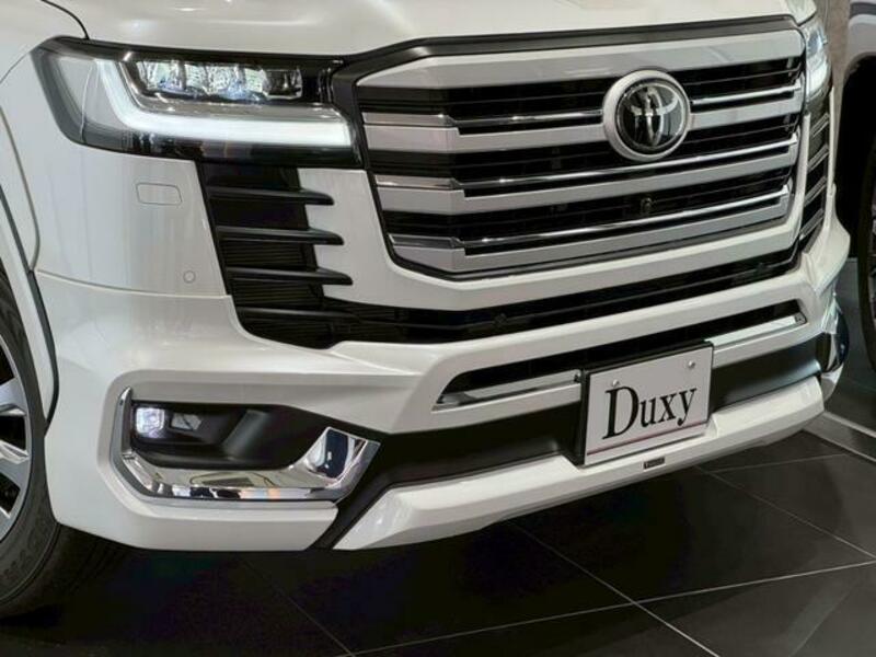 LAND CRUISER