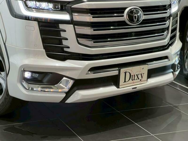 LAND CRUISER