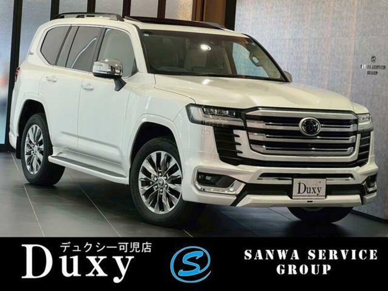 LAND CRUISER