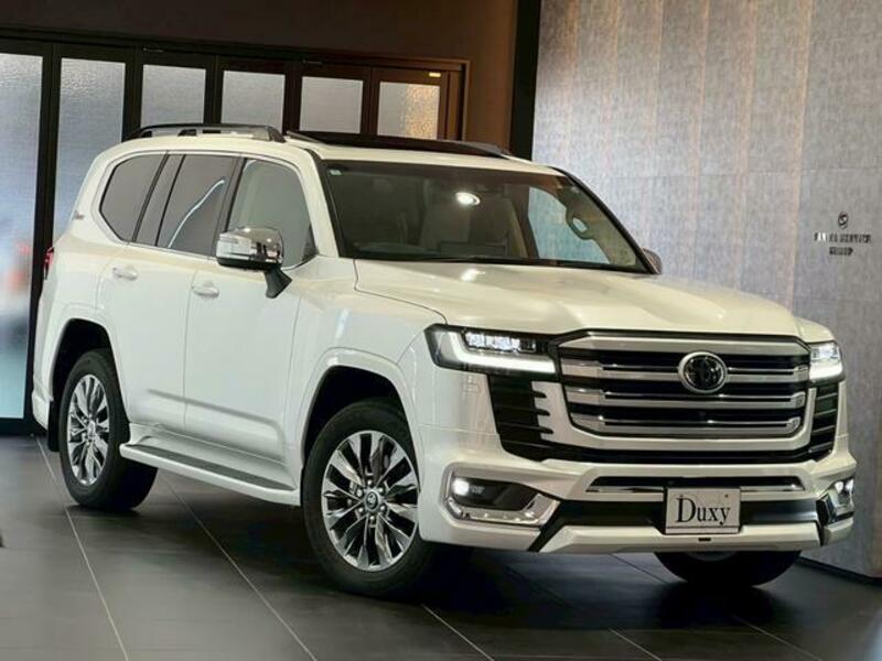 LAND CRUISER