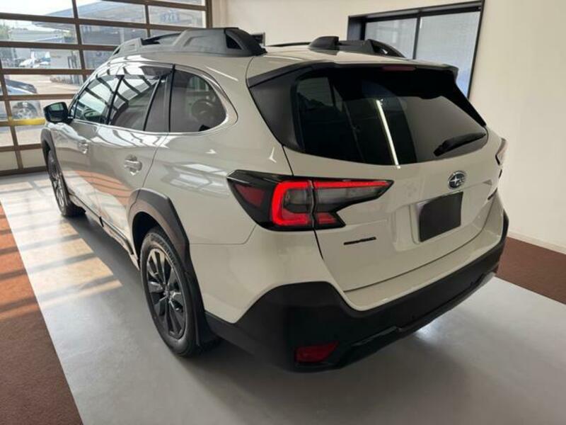 LEGACY OUTBACK