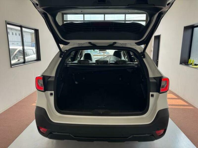 LEGACY OUTBACK