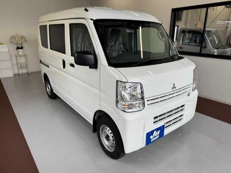 MINICAB VAN