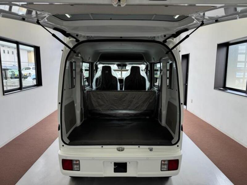 MINICAB VAN