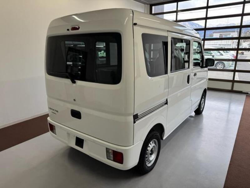 MINICAB VAN