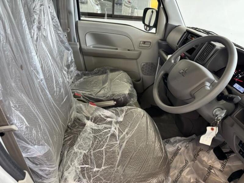 MINICAB VAN