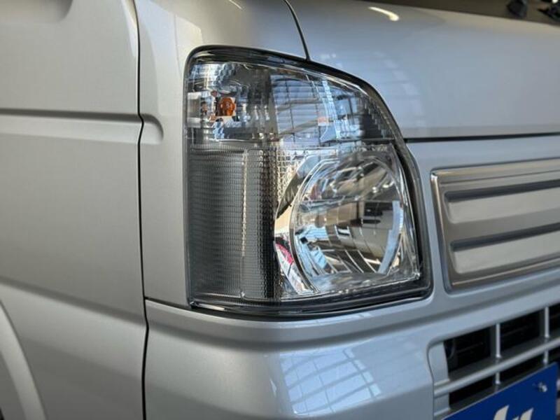 MINICAB TRUCK