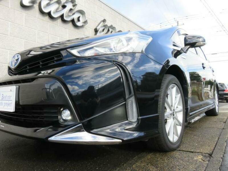 PRIUS ALPHA