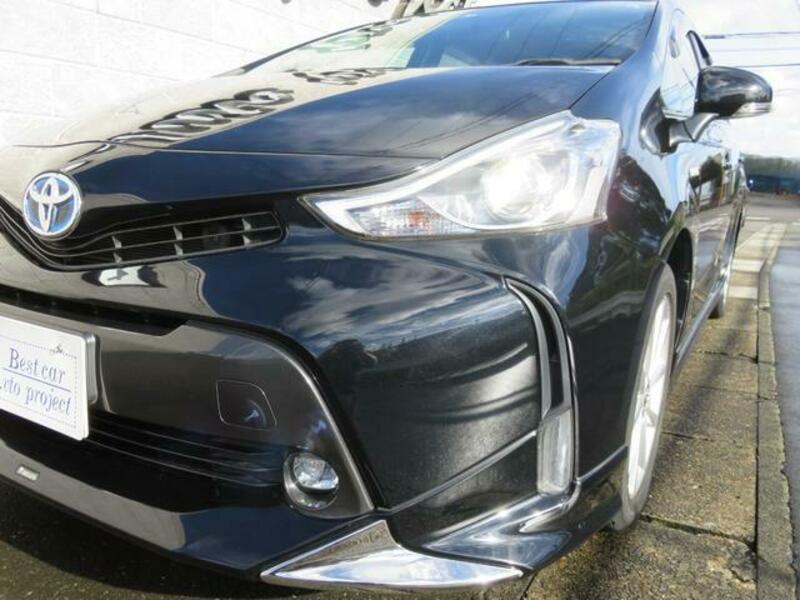 PRIUS ALPHA