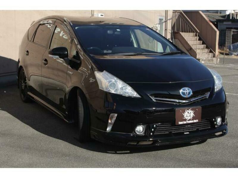 PRIUS ALPHA