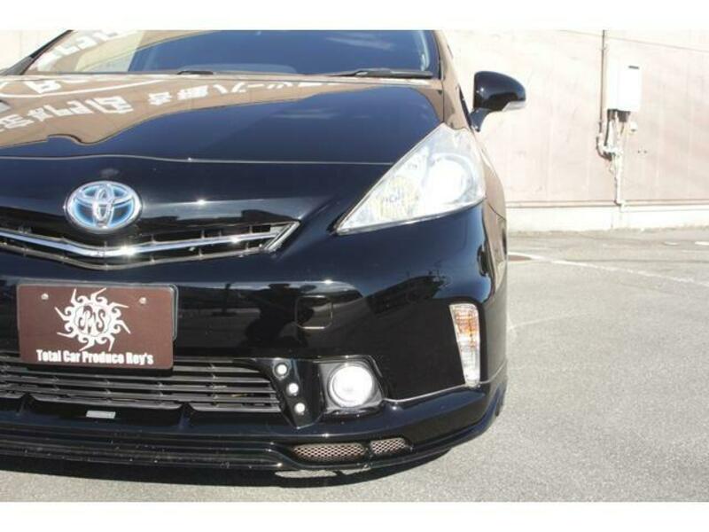 PRIUS ALPHA
