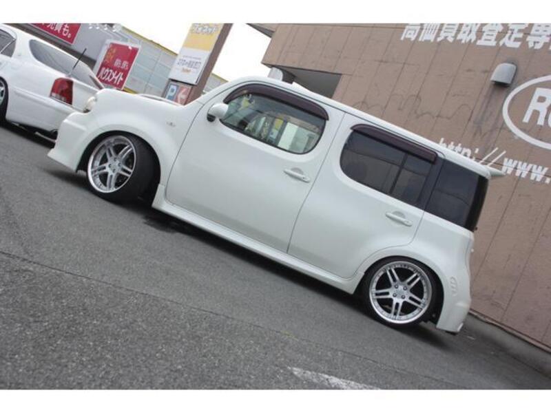 CUBE