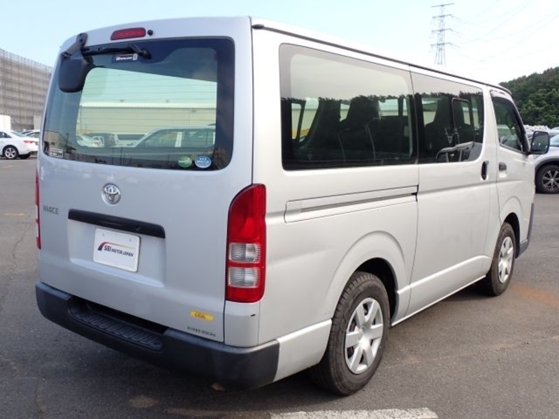 HIACE VAN