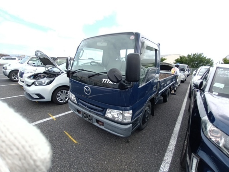 MAZDA TITAN