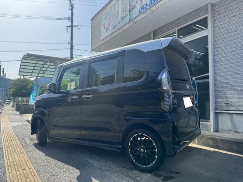 N BOX CUSTOM