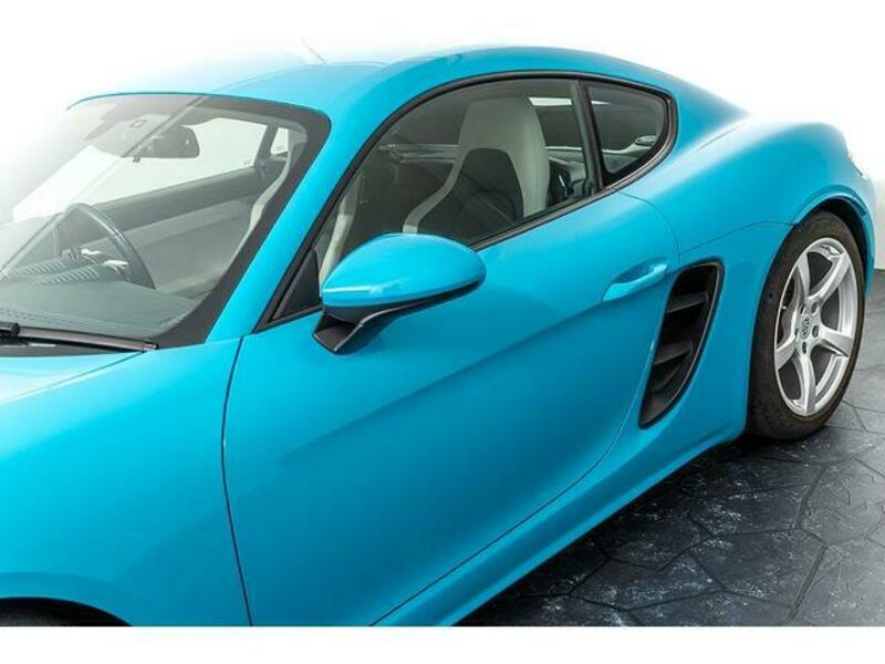 718 CAYMAN