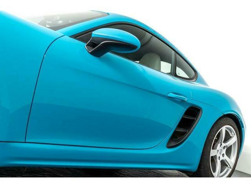 718 CAYMAN