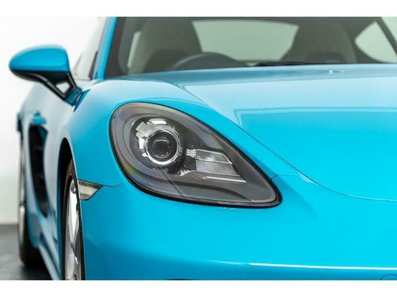 718 CAYMAN