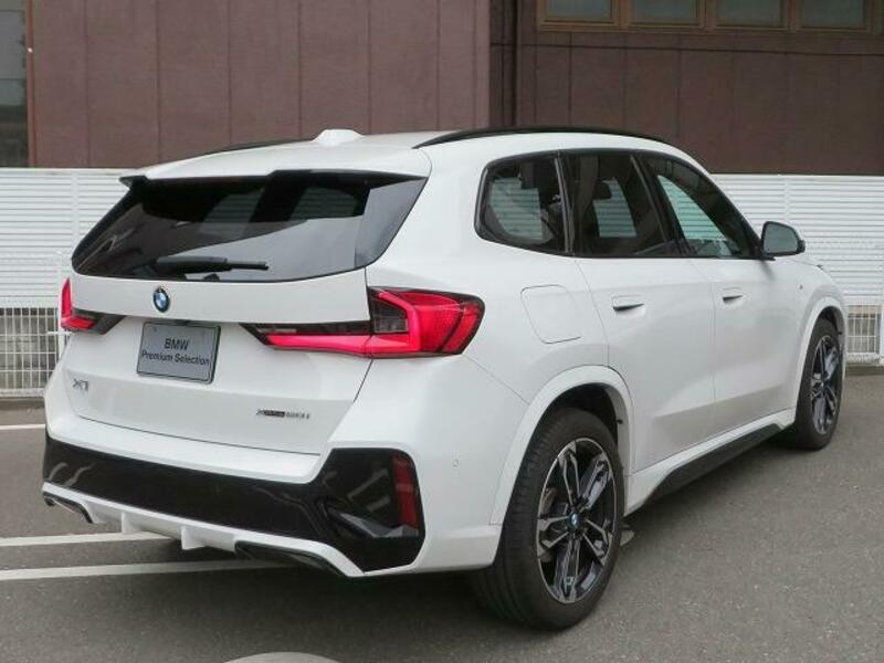 X1
