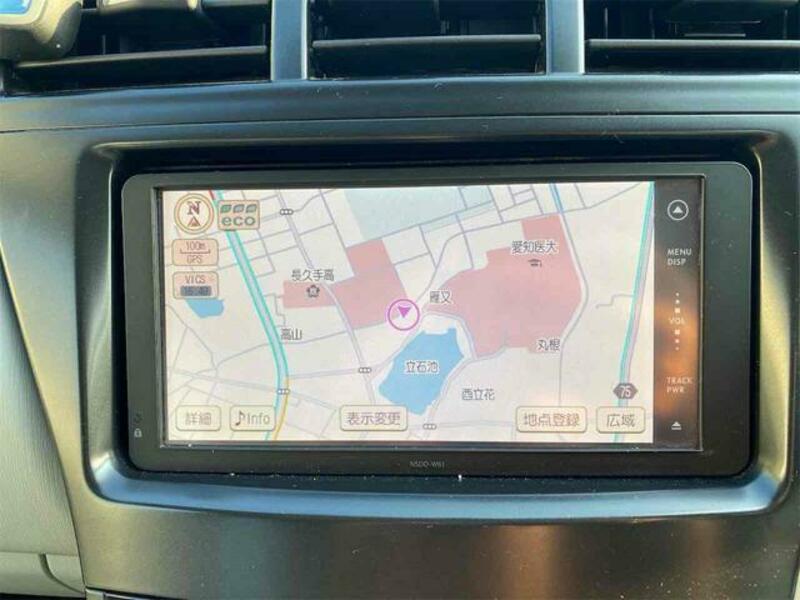 PRIUS ALPHA