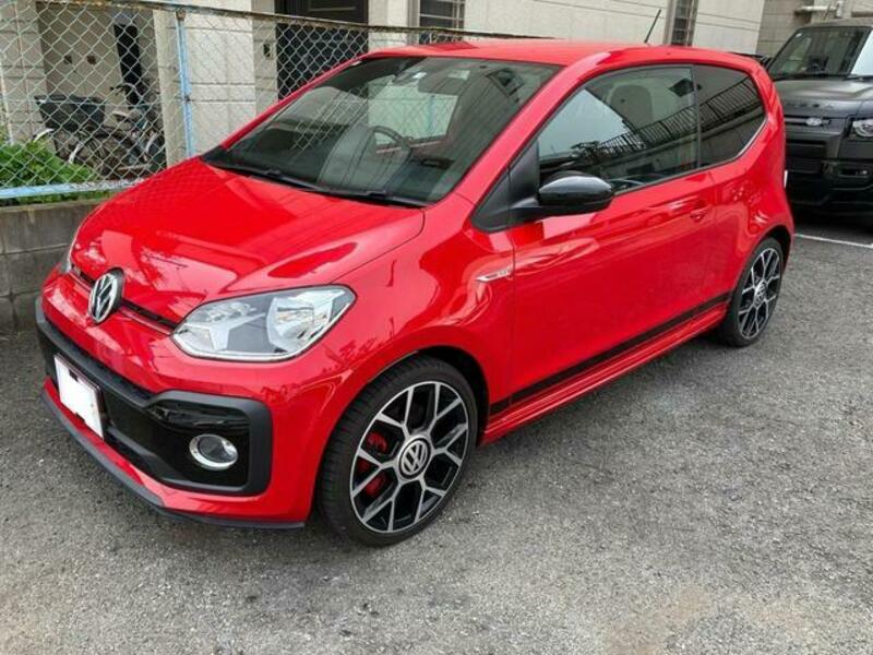 VOLKSWAGEN UP!