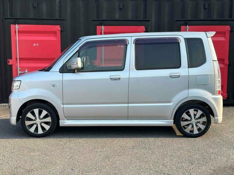 WAGON R