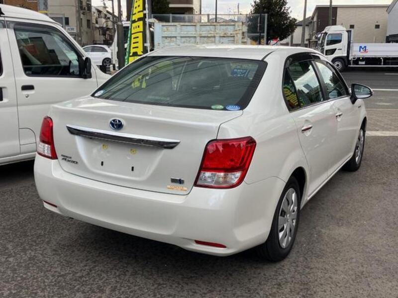 COROLLA AXIO