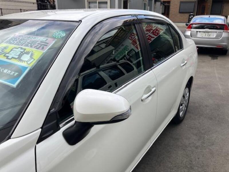 COROLLA AXIO
