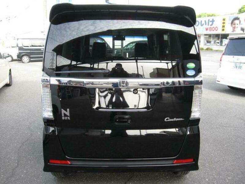 N BOX CUSTOM