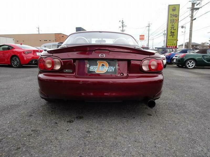 ROADSTER