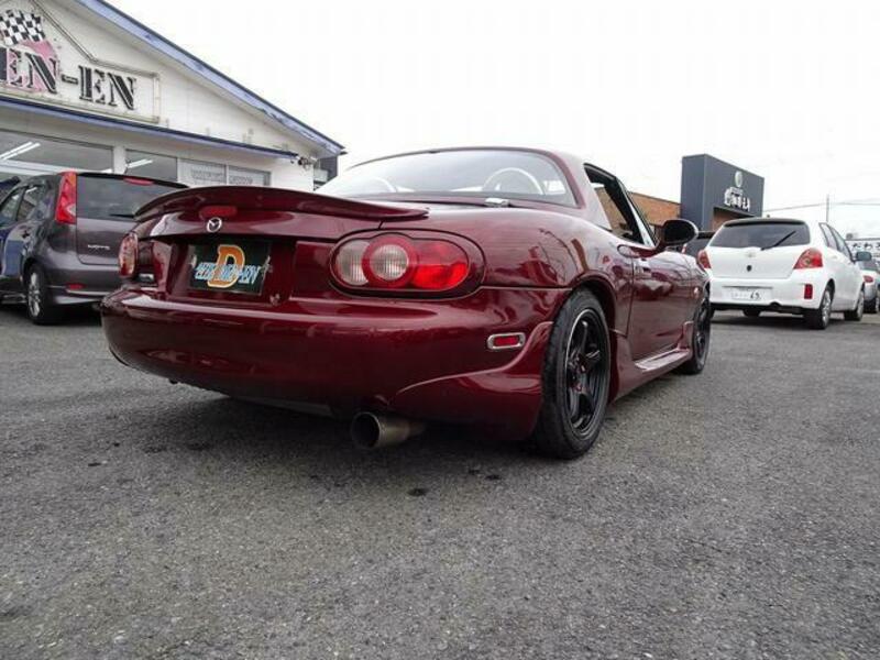 ROADSTER