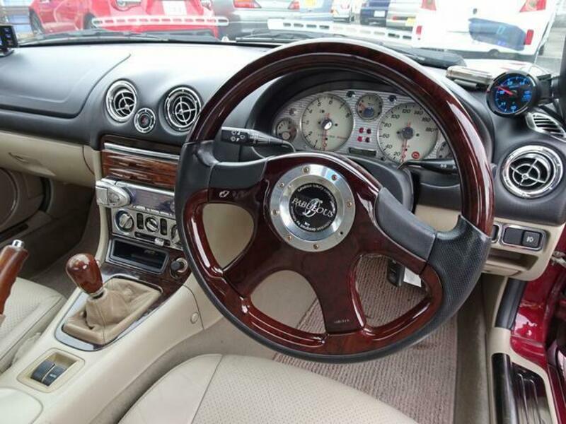 ROADSTER