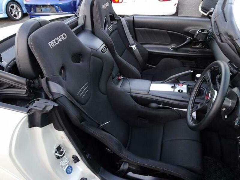 S2000