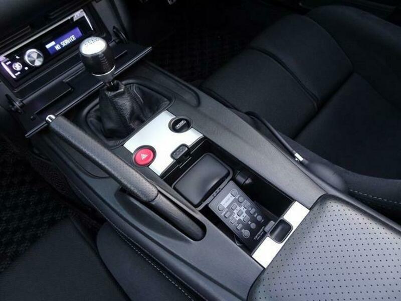 S2000