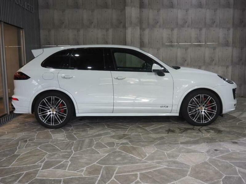 CAYENNE